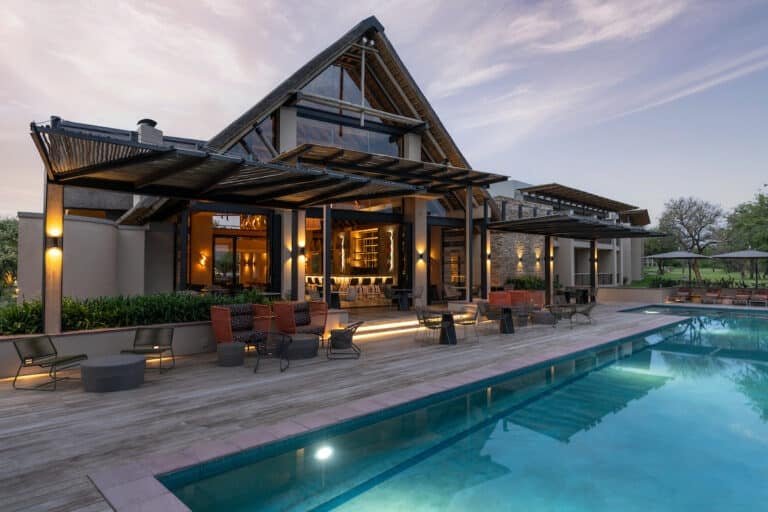 Radisson Safari Hotel Hoedspruit Pegasus Bar and Restaurant 9 768x512 1